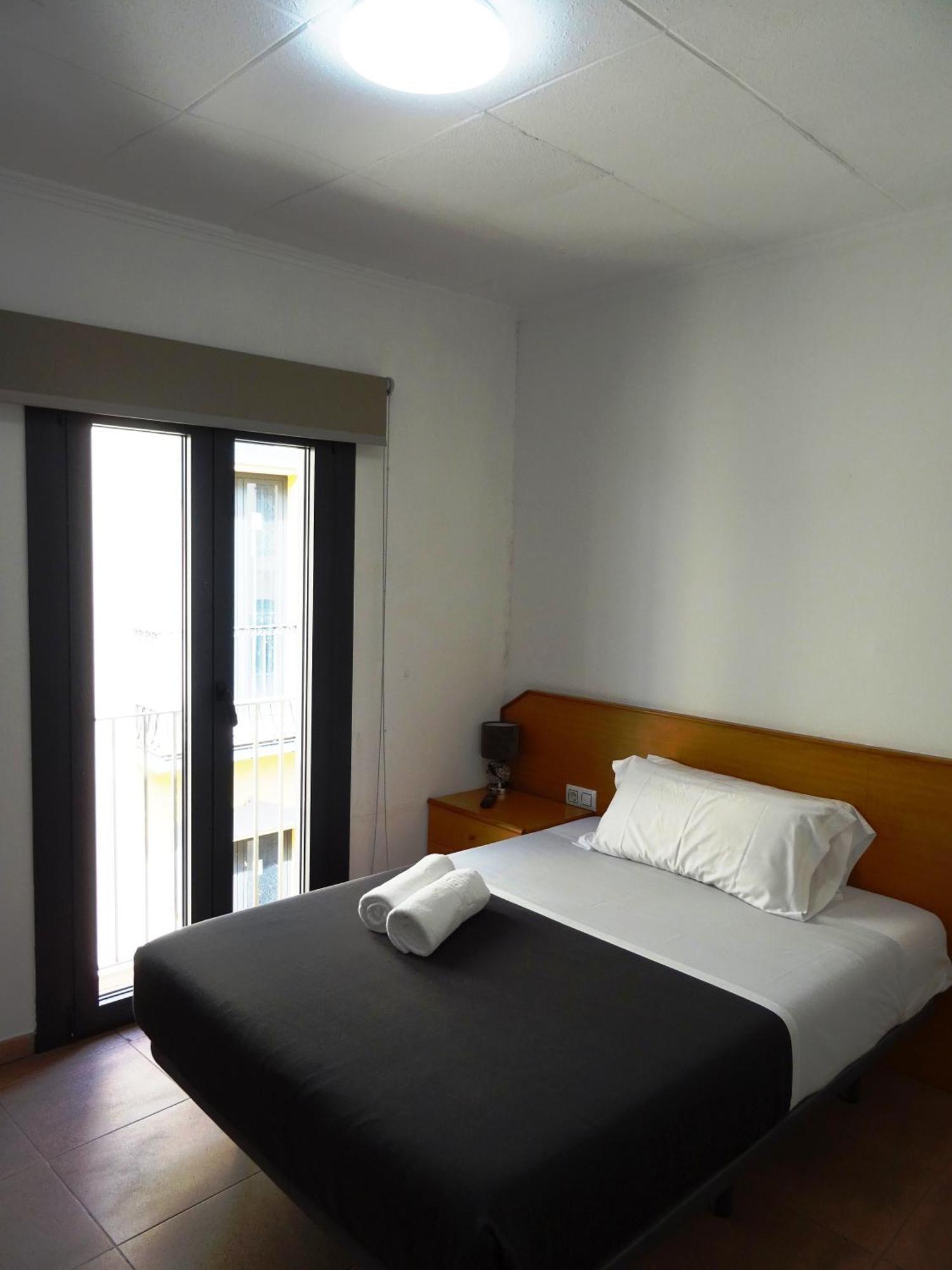 Apartmán Center Plaza Figueres Exteriér fotografie