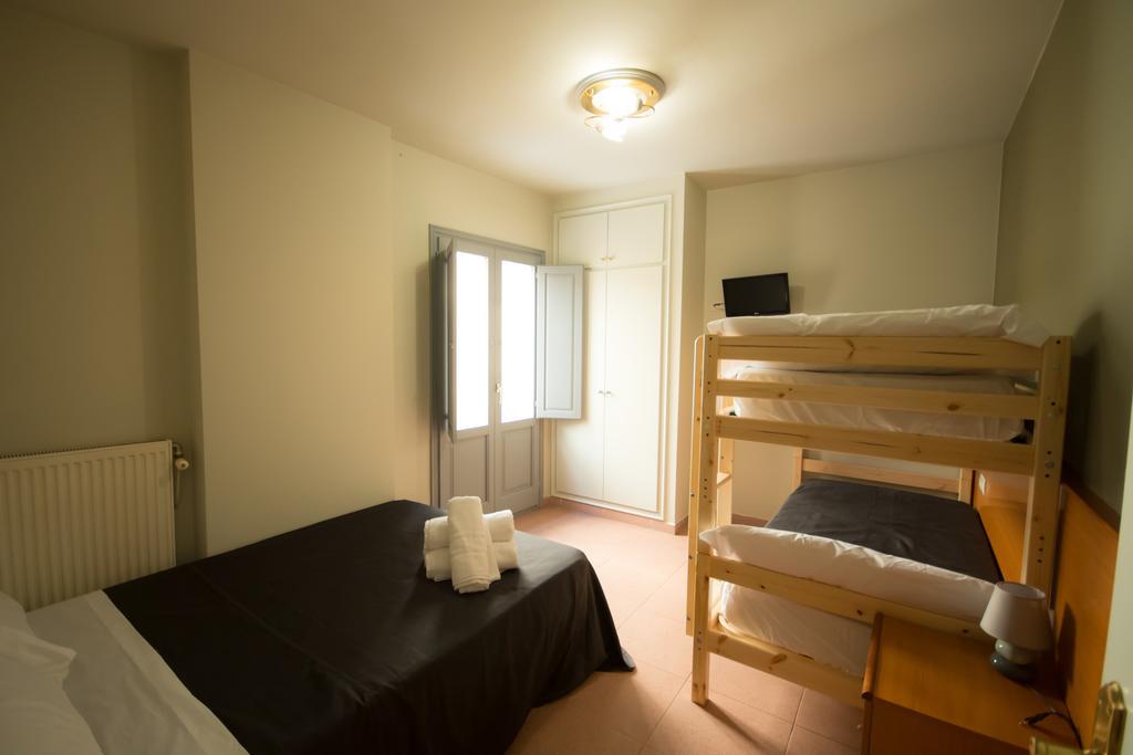 Apartmán Center Plaza Figueres Exteriér fotografie