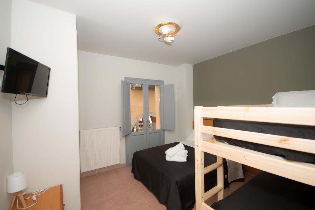 Apartmán Center Plaza Figueres Exteriér fotografie