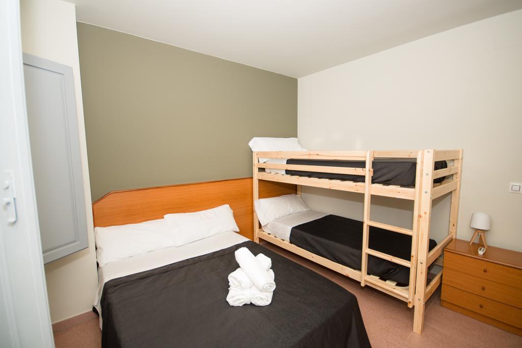 Apartmán Center Plaza Figueres Exteriér fotografie