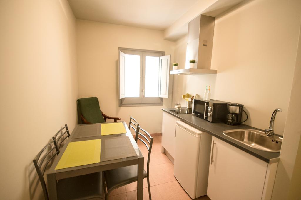 Apartmán Center Plaza Figueres Exteriér fotografie