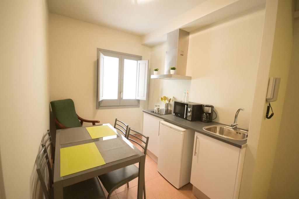 Apartmán Center Plaza Figueres Exteriér fotografie