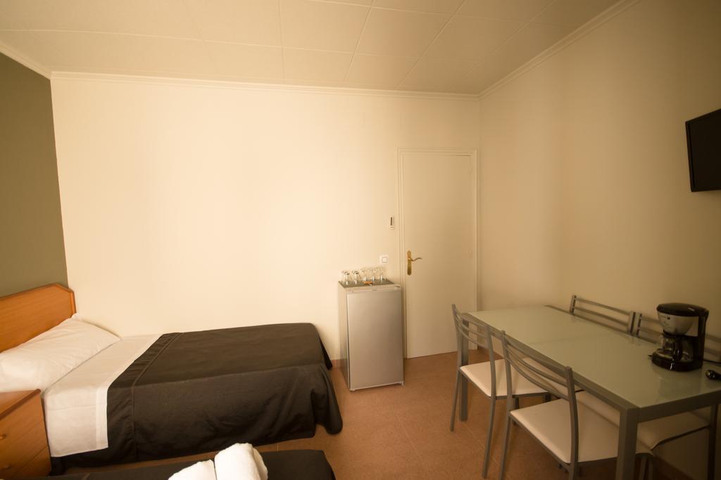 Apartmán Center Plaza Figueres Exteriér fotografie