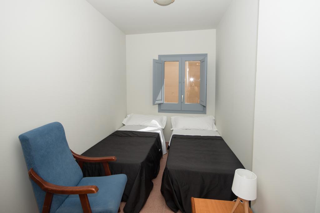 Apartmán Center Plaza Figueres Exteriér fotografie