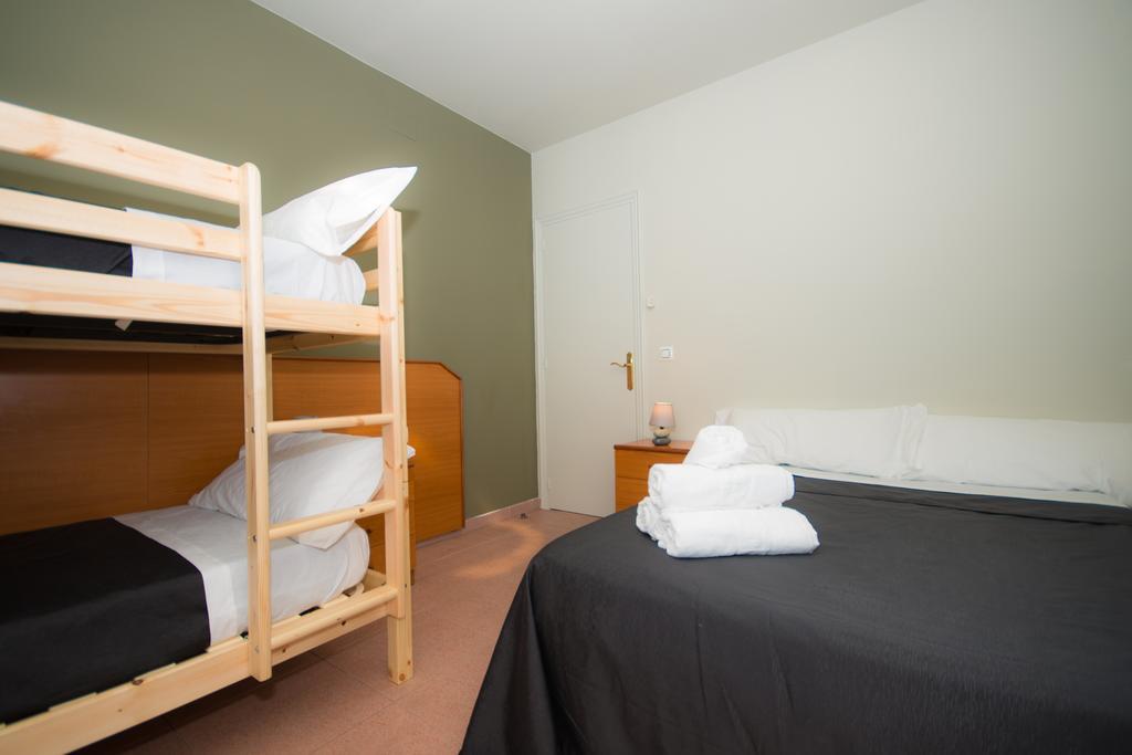 Apartmán Center Plaza Figueres Exteriér fotografie