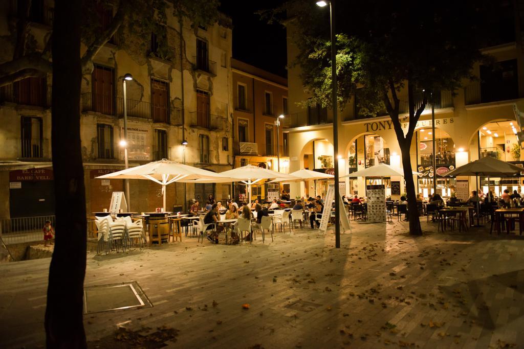 Apartmán Center Plaza Figueres Exteriér fotografie